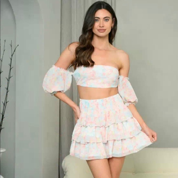 2 pc top & skirt set - Picture 5 of 5